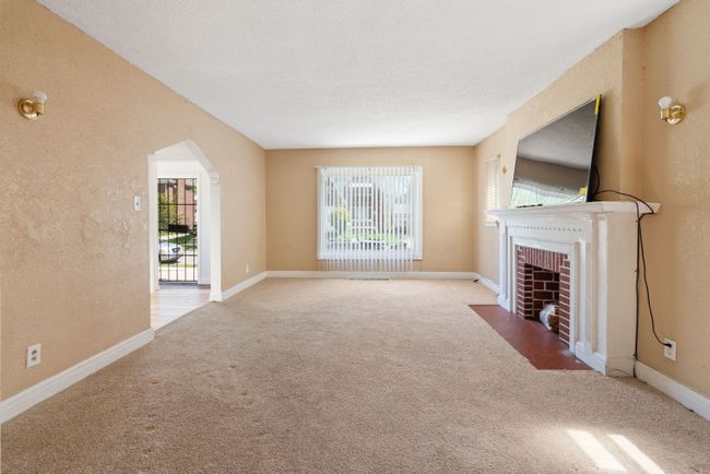 14329 Montrose St, House other with 4 bedrooms, 2 bathrooms and null parking in Detroit MI | Image 7
