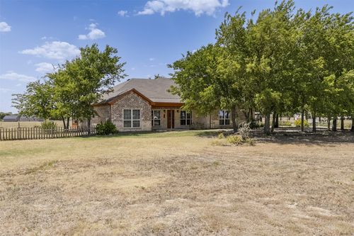 401 Carter Rd, Italy, TX, 76651-4037 | Card Image