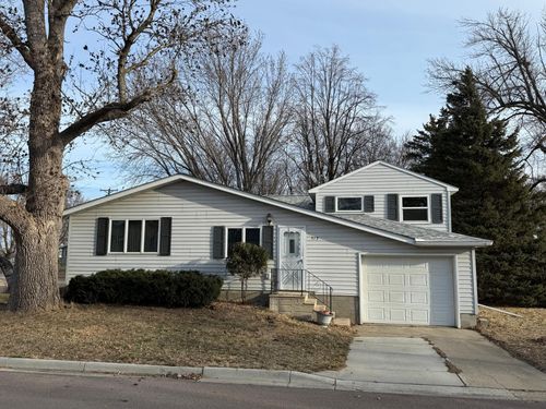 512 Gallager St, Morgan, MN, 56266-1506 | Card Image