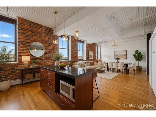 4f-2261 Blake St, Denver, CO, 80205-2045 | Card Image