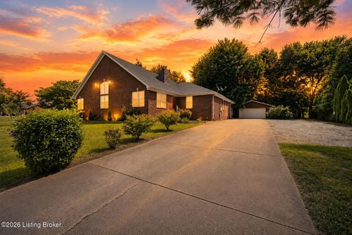 1009 Stonefield Way, Bardstown, KY, 40004-9049 | Card Image