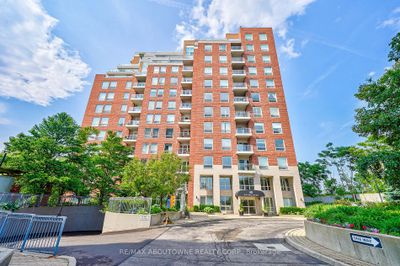 204 - 40 Old Mill Rd, Condo with 1 bedrooms, 1 bathrooms and 1 parking in Oakville ON | Image 1