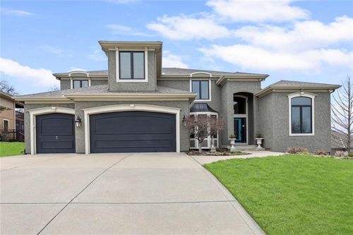 19013 W 98th Ter, Lenexa, KS, 66220-8304 | Card Image