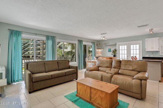 724 1 St St S, Home with 5 bedrooms, 5 bathrooms and null parking in Jacksonville Beach FL | Image 52