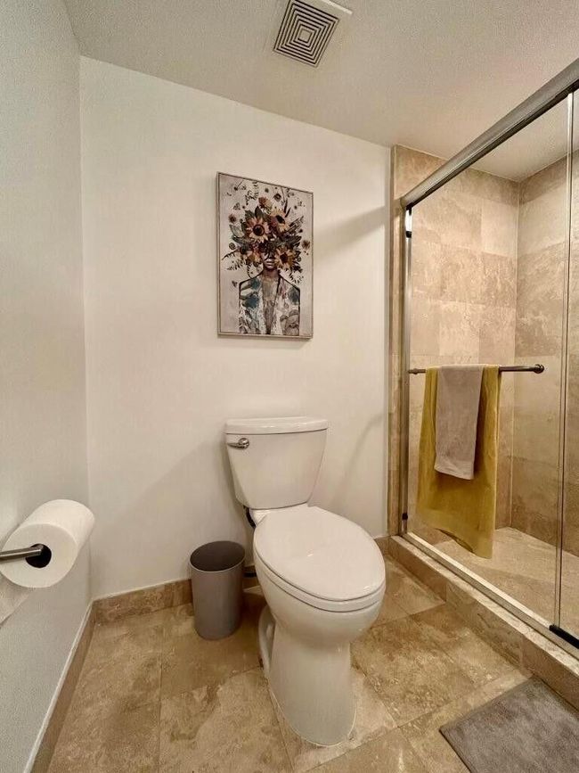 APT-401 - 99 Se Mizner Blvd, Condo with 2 bedrooms, 2 bathrooms and null parking in Boca Raton FL | Image 25