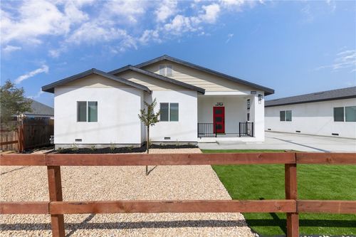 7972 Cortez St, Highland, CA, 92346-4415 | Card Image