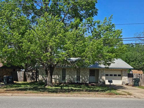 1001 W 17th St, Georgetown, TX, 78626-7708 | Card Image