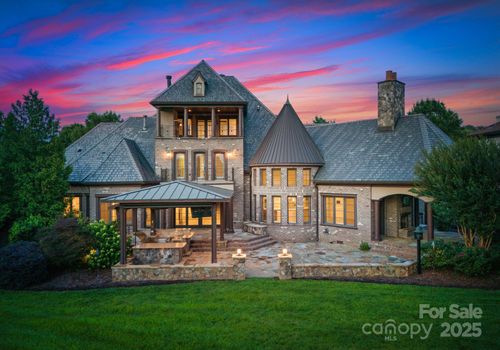 300 Eagle Bend Dr, Waxhaw, NC, 28173-9839 | Card Image