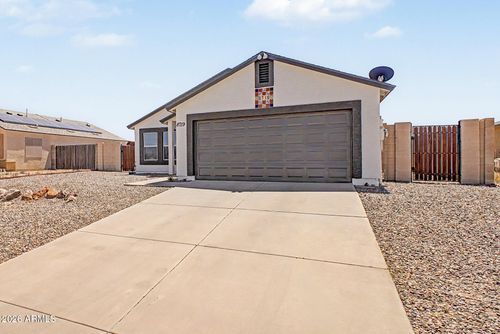 8719 W Magnum Dr, Arizona City, AZ, 85123-8953 | Card Image