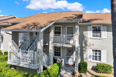 204 - 1390 Oak Hill Drive, Condo with 2 bedrooms, 2 bathrooms and null parking in Dunedin FL | Image 3