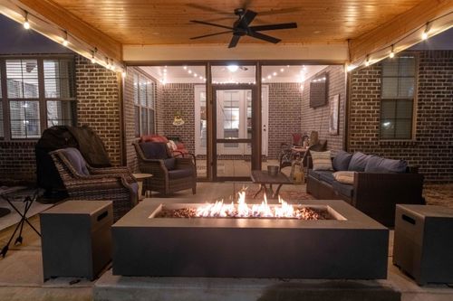 5565 Hayes Crest Cir W, Arlington, TN, 38002-1128 | Card Image