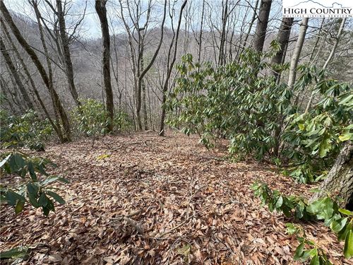 2 Big Ridge Road, Bakersville, NC, 28705 | Card Image