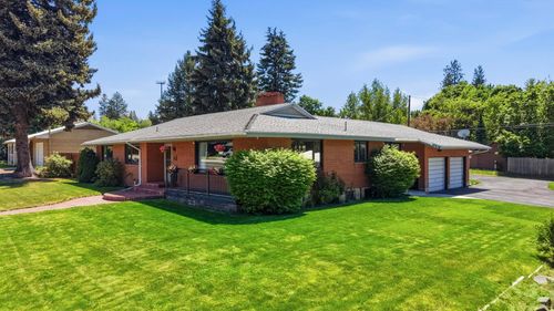 704 E Crawford St, Deer Park, WA, 99006-5366 | Card Image