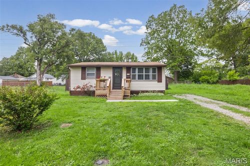 2120 Miracle Ave, Granite City, IL, 62040-2401 | Card Image