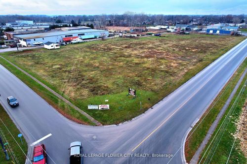 50 Garnet St, Wallaceburg, ON, N8A5E6 | Card Image