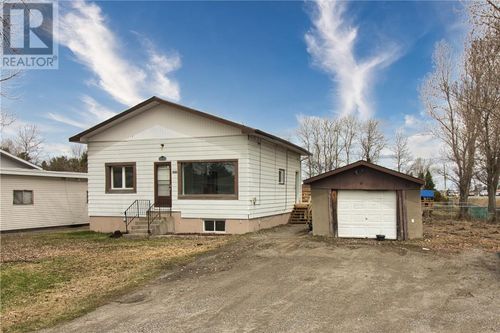 1616 Fourth St, Val Caron, ON, P3N1K3 | Card Image
