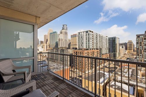 902-929 Portland Ave, Minneapolis, MN, 55404-1254 | Card Image