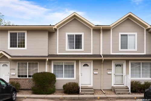 2704 Cranbourn Cres, Regina, SK, S4V3C1 | Card Image