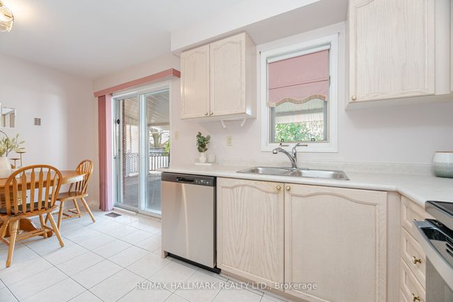 10 Iles St, House other with 5 bedrooms, 4 bathrooms and 2 parking in Ajax ON | Image 15