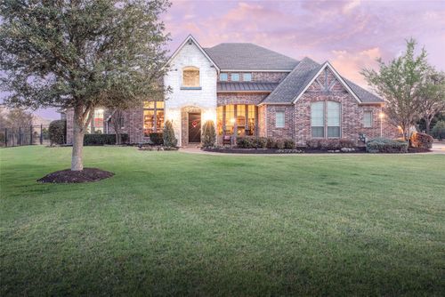 811 Red Store Ct, Lucas, TX, 75002-7763 | Card Image