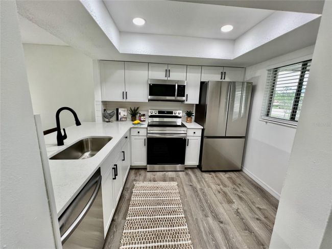 UNIT-310 - 3500 Beneva Rd, Condo with 2 bedrooms, 2 bathrooms and null parking in SARASOTA FL | Image 4