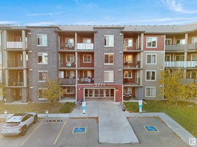 105 - 3211 James Mowatt Trail Sw, Condo with 2 bedrooms, 2 bathrooms and null parking in Edmonton AB | Image 1