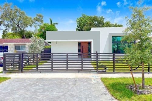4109 Sw 9th Ter, Miami, FL, 33134-2633 | Card Image