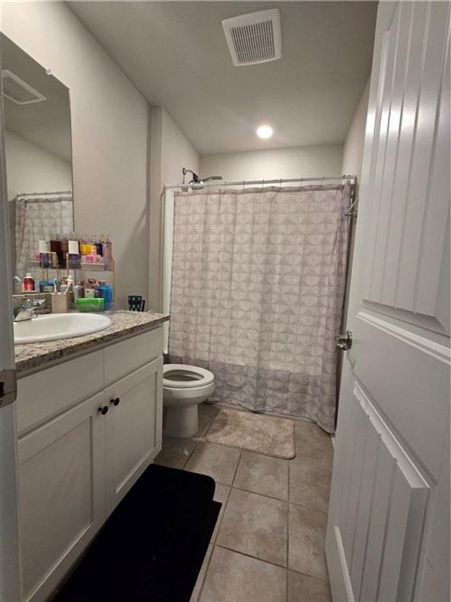 8060 Olde Town Ct, House other with 5 bedrooms, 3 bathrooms and null parking in Alexandria LA | Image 13