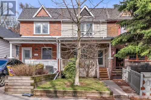 387 Woodfield Rd, Toronto, ON, M4L2X2 | Card Image