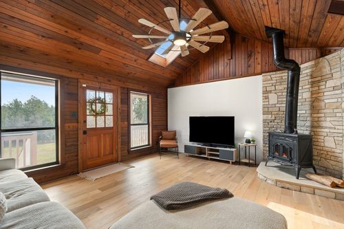 201 Raincloud, Wimberley, TX, 78676-5928 | Card Image