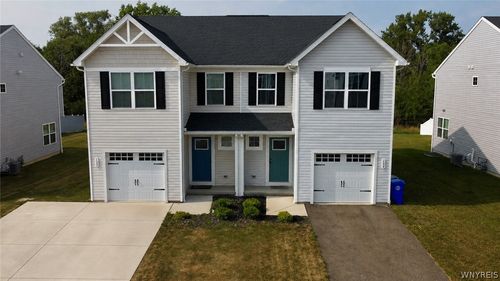 134 South Dr, West Seneca, NY, 14218-3687 | Card Image