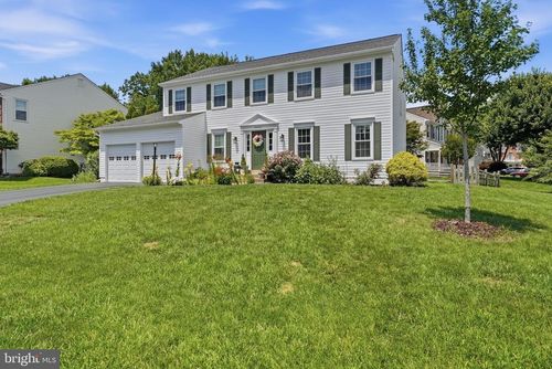 10951 Thistlewood Ct, MANASSAS, VA, 20110-7932 | Card Image