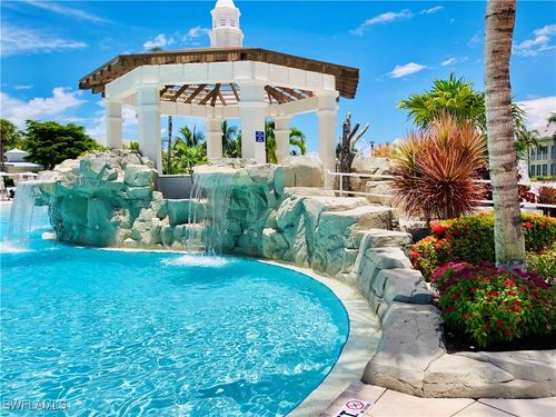 805-275 Indies Way, NAPLES, FL, 34110-6528 | Card Image