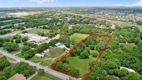 151 E Bear Creek Rd, Glenn Heights, TX, 75154-8201 | Card Image