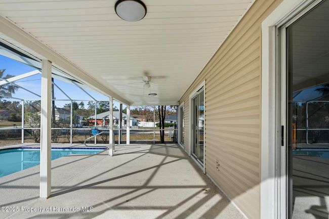 5948 Lyon Rd, House other with 3 bedrooms, 2 bathrooms and null parking in SPRING HILL FL | Image 5