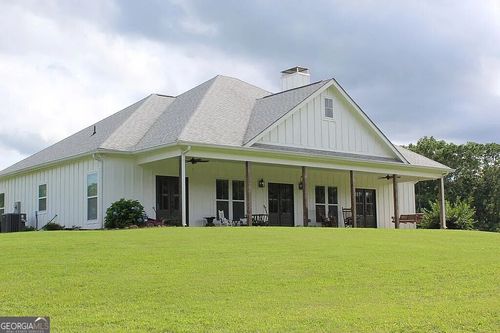 94 Race Track Rd, The Rock, GA, 30285-2499 | Card Image