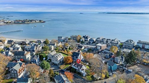 27 Rockland St, Swampscott, MA, 01907-2540 | Card Image
