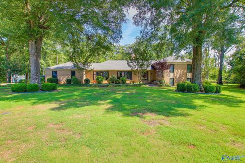 104 Cedar Ln, Moulton, AL, 35650-1004 | Card Image