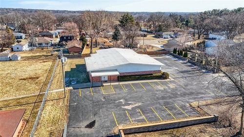 3023 E 29th St, Des Moines, IA, 50317-8723 | Card Image