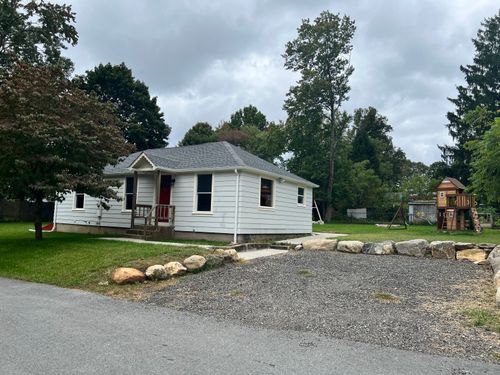 16 Crestwood Rd, Coventry, CT, 06238-2835 | Card Image