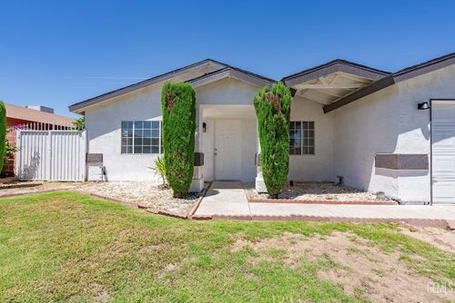 1857 Fern Tree Close, Wasco, CA, 93280-2747 | Card Image