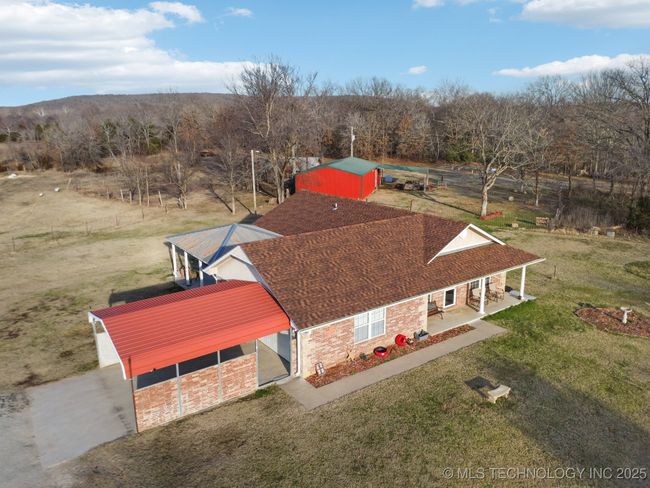 393074 E 1150 Rd, House other with 3 bedrooms, 2 bathrooms and null parking in Weleetka OK | Image 5