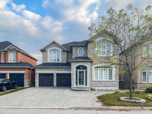 70 Brass Dr, Richmond Hill, ON, L4E4T5 | Card Image