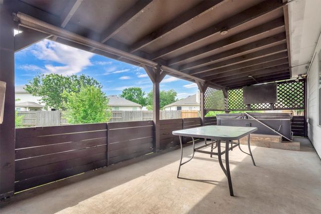 Outdoor Kitchen and hot tub | Image 22