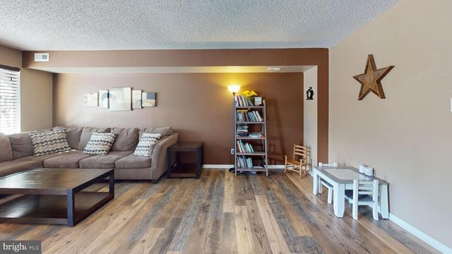 1013 Oldham Ct, Townhouse with 3 bedrooms, 2 bathrooms and null parking in BENSALEM PA | Image 4