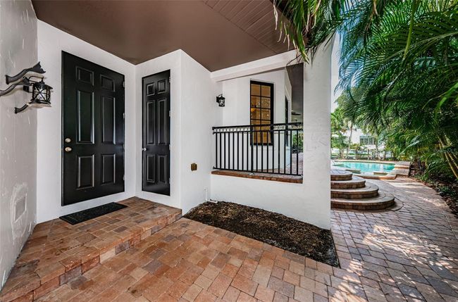 147 Bay Point Dr Ne, House other with 4 bedrooms, 4 bathrooms and null parking in St Petersburg FL | Image 69