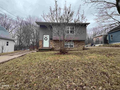 1131 S Shiawassee St, Owosso, MI, 48867-4301 | Card Image