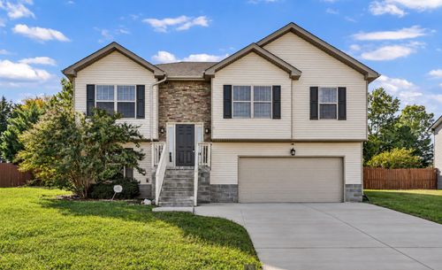 1132 Freedom Dr, Clarksville, TN, 37042-7467 | Card Image