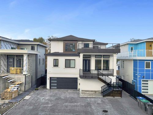 12927 115a Ave, Surrey, BC, V3R2R3 | Card Image