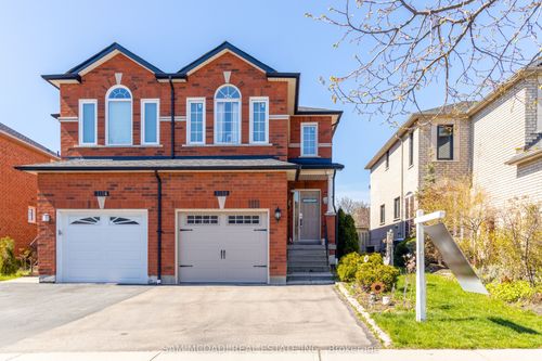 3158 Clayhill Rd, Mississauga, ON, L5B4H6 | Card Image